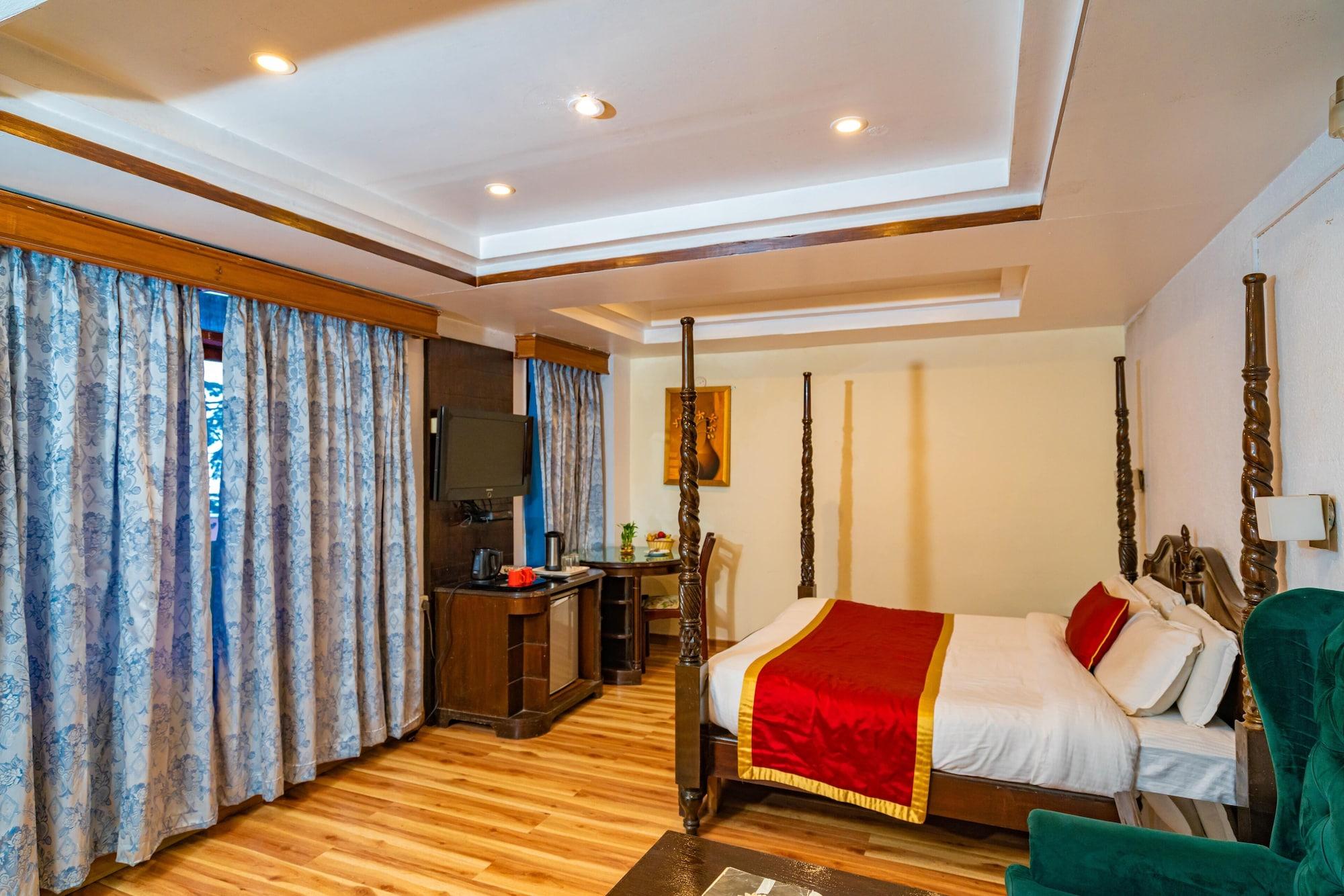 Ashiana Clarks Inn Shimla Exteriör bild